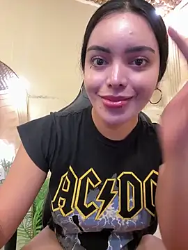 HotstuffCherrySummer online show from 6, 2, 2026