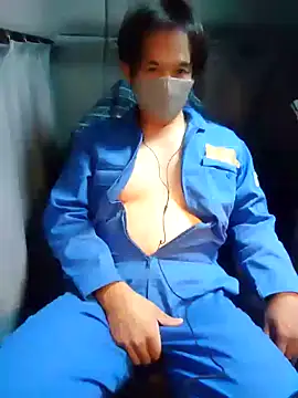 Snapshot of tarou08700870 chatting on 24, 11, 2025 tarou08700870 online show from 24, 11, 2025