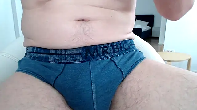 Mrprecum online show from 3, 6, 2026
