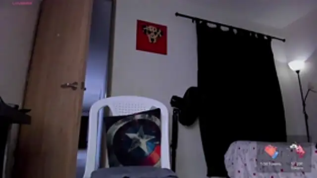 Snapshot of Cloudy_pigDude chatting on 24, 4, 2026 Cloudy pigDude online show from 24, 4, 2026