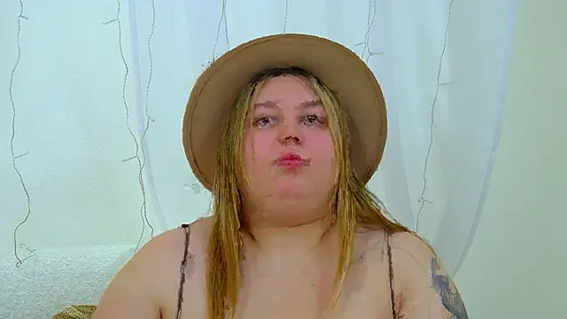 LillianKim online show from 18, 2, 2026