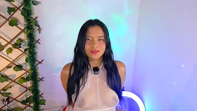 Snapshot of -Camila_ chatting on 21, 5, 2026 -Camila online show from 21, 5, 2026