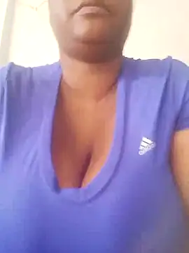 Snapshot of bigtitssxx chatting on 14, 7, 2026 bigtitssxx online show from 14, 7, 2026