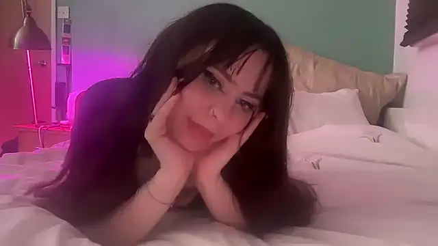 crystalsbaby online show from 13, 4, 2026