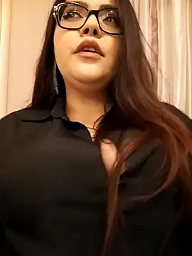 Snapshot of AriaRussell chatting on 17, 4, 2026 AriaRussell online show from 17, 4, 2026