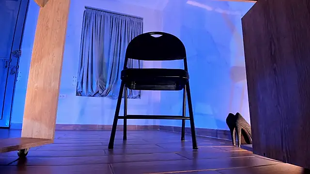 ArchieCollins online show from 4, 3, 2025