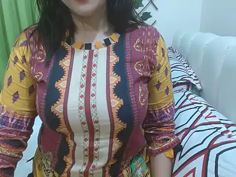 Lovelywife786 online show from 6, 12, 2024