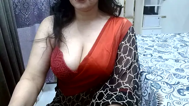 Snapshot of Lovelywife786 chatting on 6, 6, 2026 Lovelywife786 online show from 6, 6, 2026