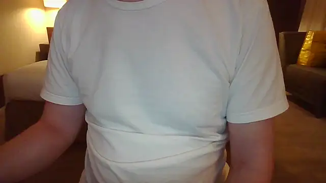 Snapshot of alessexxx24 chatting on 5, 2, 2025 alessexxx24 online show from 5, 2, 2025