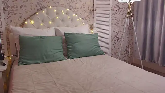 Wendy-Darling online show from 2, 4, 2026