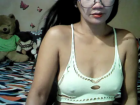 Snapshot of Mia_Rein chatting on 17, 6, 2026 Mia Rein online show from 17, 6, 2026