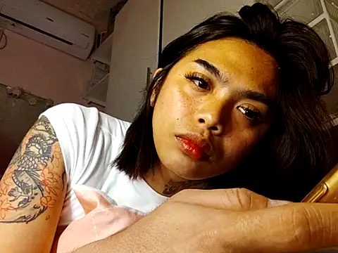 Snapshot of TSqueenOfCUM chatting on 1, 3, 2026 TSqueenOfCUM online show from 1, 3, 2026