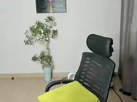 Snapshot of _Hello_Titty_ chatting on 25, 12, 2024 Hello Titty online show from 25, 12, 2024