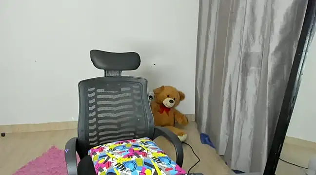 Snapshot of _Hello_Titty_ chatting on 28, 1, 2025 Hello Titty online show from 28, 1, 2025