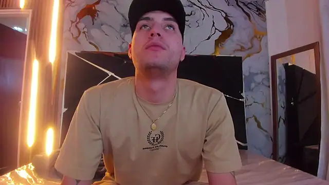 Pleasure Vibes23 online show from 12, 3, 2025