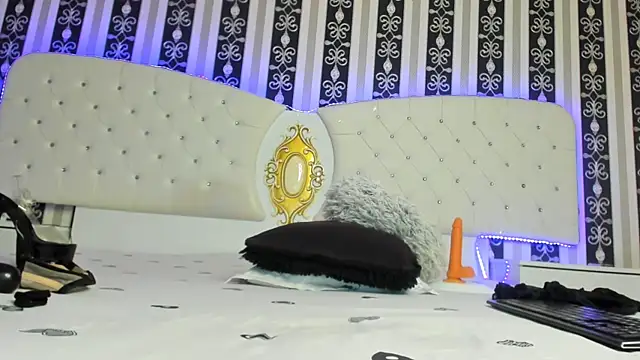 Aidasina online show from 8, 2, 2025