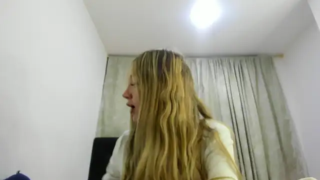 horny  molly  online show from 18, 2, 2026