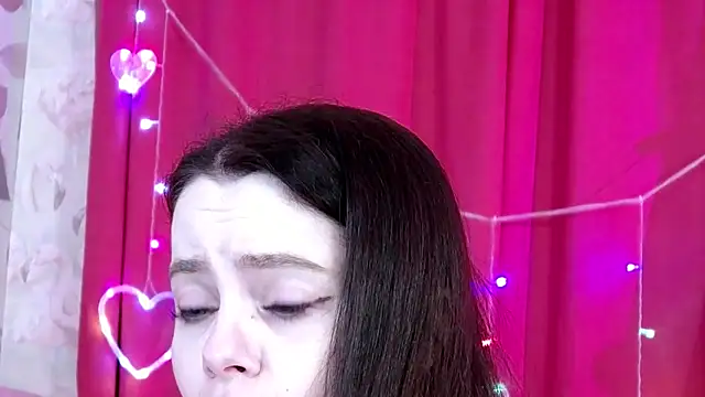 Snapshot of IVYDEAN chatting on 29, 6, 2026 IVYDEAN online show from 29, 6, 2026