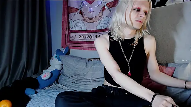 Snapshot of Alien_Bella chatting on 29, 4, 2026 Alien Bella online show from 29, 4, 2026