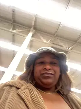 Snapshot of BigFineSelena chatting on 10, 1, 2026 BigFineSelena online show from 10, 1, 2026