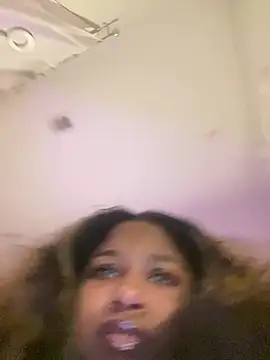 Snapshot of BigFineSelena chatting on 3, 2, 2026 BigFineSelena online show from 3, 2, 2026