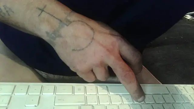 Snapshot of goodick4u28 chatting on 8, 3, 2026 goodick4u28 online show from 8, 3, 2026