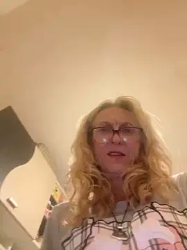 adella13 online show from 21, 1, 2025