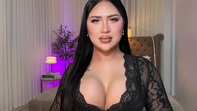 Your Majesty Tyra online show from 22, 9, 2025