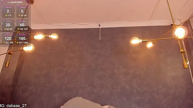 dayra angels online show from 13, 4, 2026