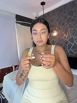 dayra angels online show from 11, 5, 2026