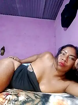 Snapshot of rosmery-navarro chatting on 25, 1, 2025 rosmery-navarro online show from 25, 1, 2025