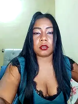 Snapshot of rosmery-navarro chatting on 13, 10, 2025 rosmery-navarro online show from 13, 10, 2025