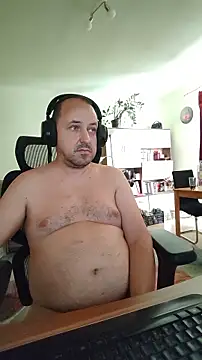 Snapshot of Stevie_Little chatting on 15, 7, 2026 Stevie Little online show from 15, 7, 2026