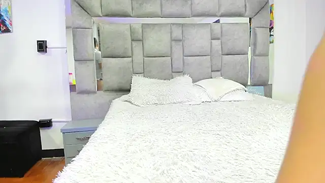 Candy And Andy  online show from 5, 2, 2026