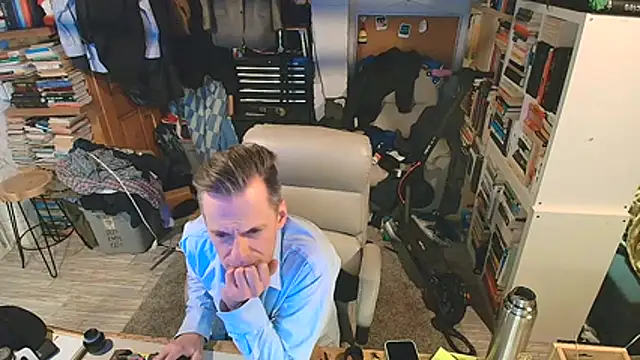 Snapshot of cumhungrybottom4u chatting on 18, 3, 2026 cumhungrybottom4u online show from 18, 3, 2026