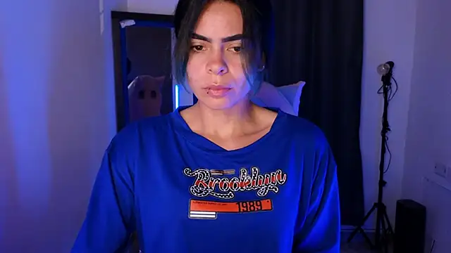 Snapshot of sexyladyy_ chatting on 30, 10, 2025 sexyladyy online show from 30, 10, 2025