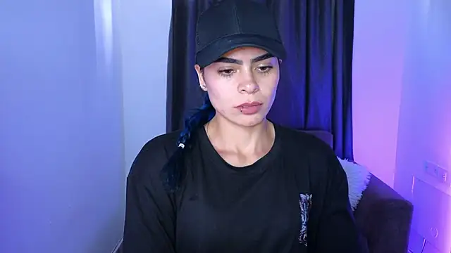 sexyladyy  online show from 10, 2, 2026