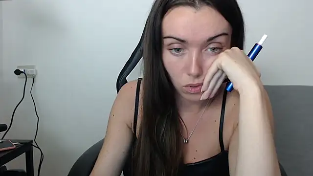 Snapshot of VeronicaZule chatting on 26, 9, 2025 VeronicaZule online show from 26, 9, 2025