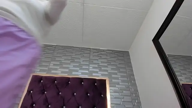 AntoneellaF online show from 13, 2, 2025