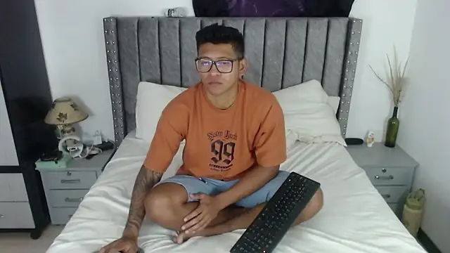 TomLover 12 online show from 28, 12, 2024