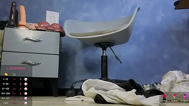 TomLover 12 online show from 1, 2, 2026