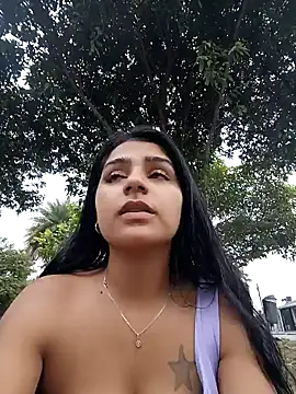 Snapshot of AnnRosse18 chatting on 24, 1, 2025 AnnRosse18 online show from 24, 1, 2025