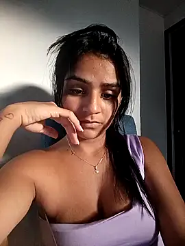 Snapshot of AnnRosse18 chatting on 1, 2, 2025 AnnRosse18 online show from 1, 2, 2025