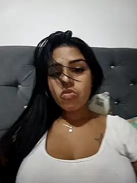 Snapshot of AnnRosse18 chatting on 6, 2, 2025 AnnRosse18 online show from 6, 2, 2025