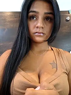 Snapshot of AnnRosse18 chatting on 14, 3, 2025 AnnRosse18 online show from 14, 3, 2025