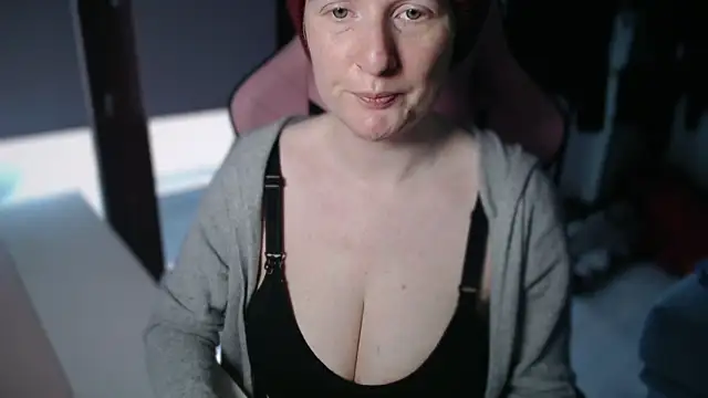 Snapshot of Exotic-Desire chatting on 18, 5, 2026 Exotic-Desire online show from 18, 5, 2026