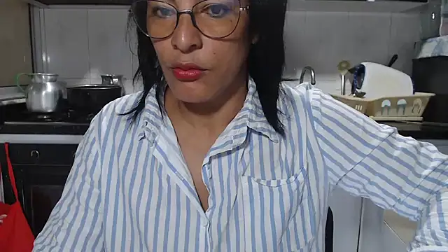 kateleyagrey online show from 16, 11, 2025