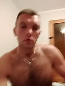 Snapshot of liderek83 chatting on 18, 9, 2025 liderek83 online show from 18, 9, 2025