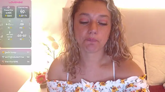 Snapshot of Sofii_Diaz chatting on 25, 1, 2025 Sofii Diaz online show from 25, 1, 2025