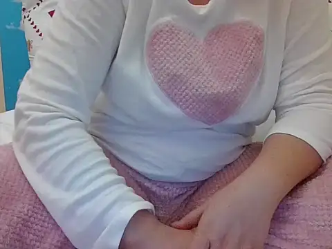 Snapshot of RealLittleRedRidingHood chatting on 16, 1, 2026 RealLittleRedRidingHood online show from 16, 1, 2026